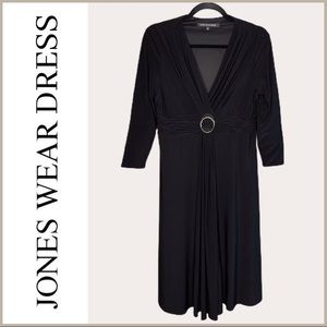 Jones Wear Black Ruched-Waist Dress NWT